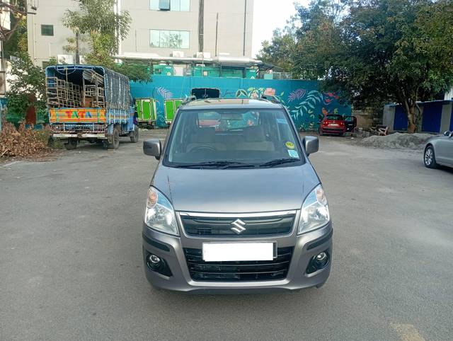 https://images10.gaadi.com/usedcar_image/4332586/original/processed_5915814f0ad98940e1e9955ea0be3add.jpg?imwidth=6402