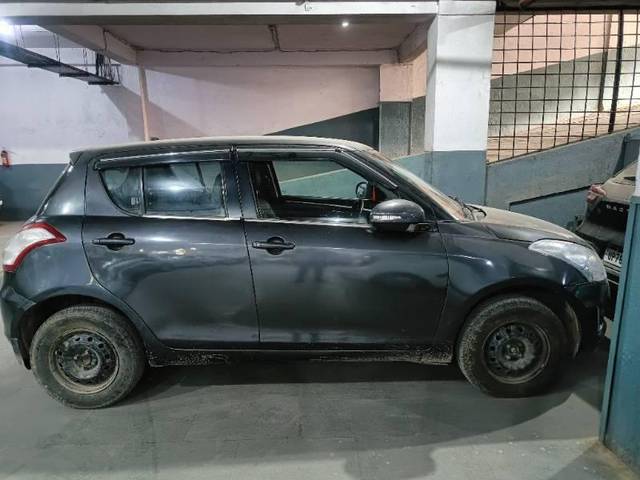 https://images10.gaadi.com/usedcar_image/4332626/original/processed_d9683104-a0fa-448c-8dc7-7181bb86a329.jpg?imwidth=6401