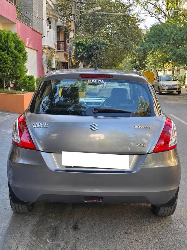 https://images10.gaadi.com/usedcar_image/4332634/original/processed_79a3317c9757a0b9ddf5b09718a8f083.jpg?imwidth=6401