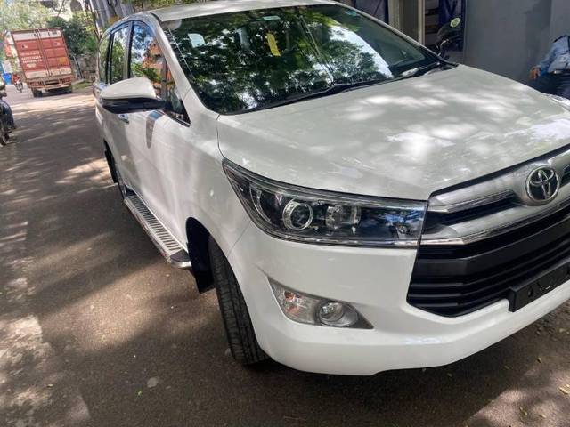 https://images10.gaadi.com/usedcar_image/4332716/original/processed_2daf837d-e7c7-4535-9022-35ec950aab94.jpg?imwidth=6400