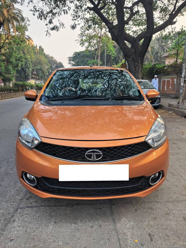 https://images10.gaadi.com/usedcar_image/4332760/original/processed_f6745f44793e0a96086a94ccd3aac80a.jpg?imwidth=6400