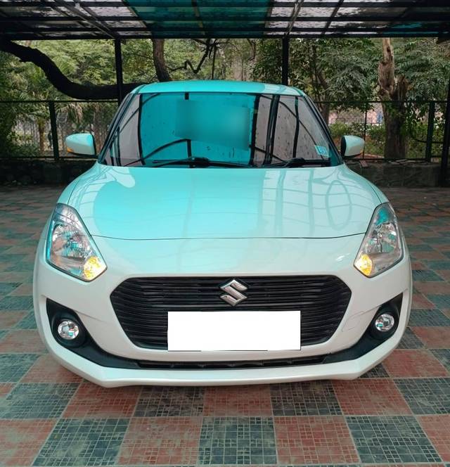 https://images10.gaadi.com/usedcar_image/4332784/original/processed_7c5d17ee80d651966075829995850d99.jpg?imwidth=6401