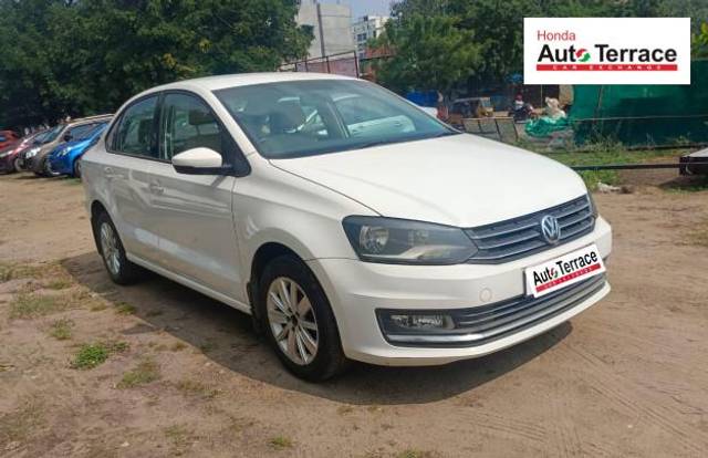 https://images10.gaadi.com/usedcar_image/4332796/original/8faf36ec9f32fa4bf5efed619cf0ad3a.jpeg?imwidth=6400