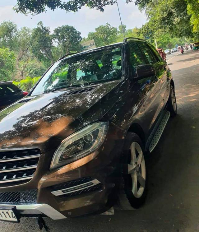 https://images10.gaadi.com/usedcar_image/4332833/original/processed_491c5eee91d16e1def7f0700f0fab982.jpg?imwidth=6401