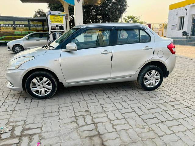 https://images10.gaadi.com/usedcar_image/4332836/original/processed_1c590035d411bca762926648fa0ce600.jpg?imwidth=6400