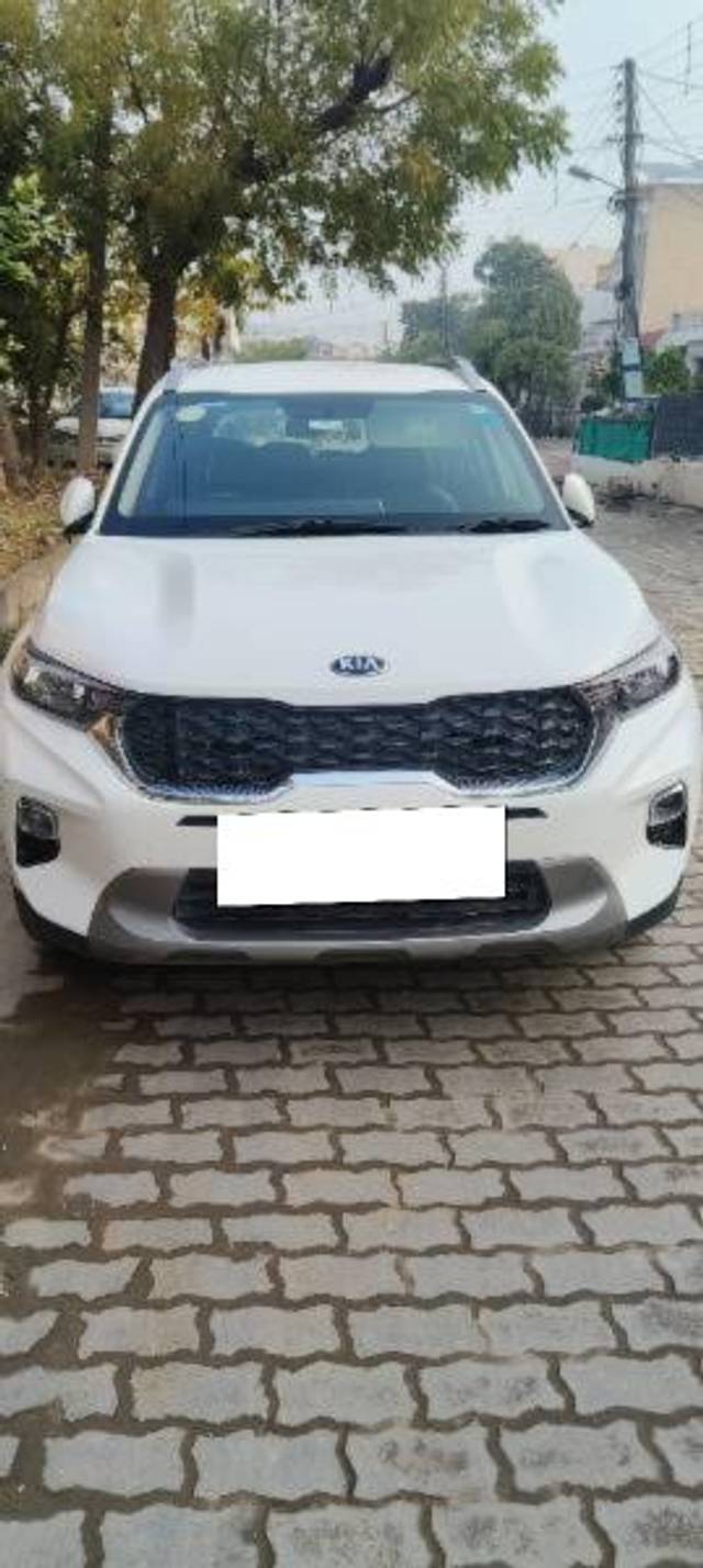 https://images10.gaadi.com/usedcar_image/4332860/original/processed_cc7a5331-0b7e-4a4b-bf2d-8456f136ede2.jpg?imwidth=6400