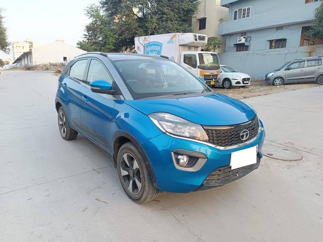 https://images10.gaadi.com/usedcar_image/4332868/original/processed_aa02ee3f97749ce1ab8c0be04bd9d954.jpg?imwidth=6400