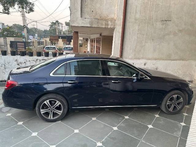 https://images10.gaadi.com/usedcar_image/4332885/original/c82e271b2358ae217c1a227cbc691d6d.jpg?imwidth=6402