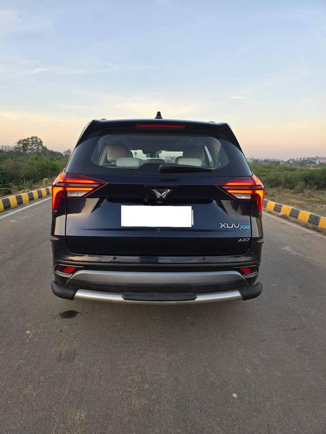 https://images10.gaadi.com/usedcar_image/4332921/original/processed_2729e67c1f09ddf5a03489088f428d93.jpg?imwidth=6401