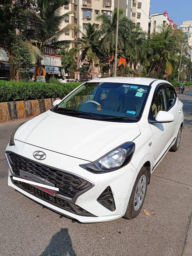 https://images10.gaadi.com/usedcar_image/4332924/original/processed_363b8281157b2e561b22f531278dd4d1.jpg?imwidth=6402