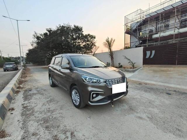 https://images10.gaadi.com/usedcar_image/4332994/original/processed_cb6b047d455d6009bc744e04a08b5576.jpg?imwidth=6400