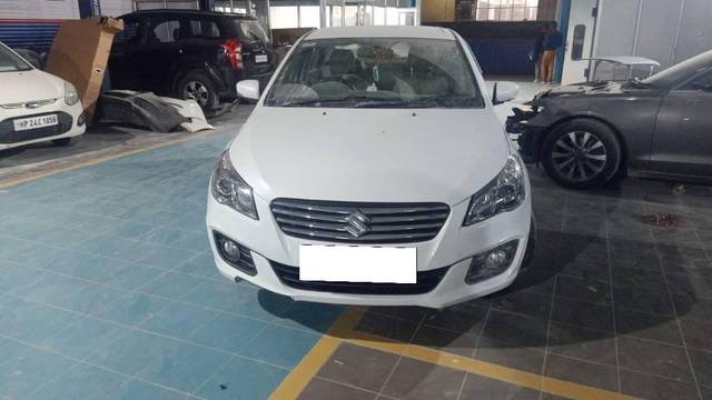 https://images10.gaadi.com/usedcar_image/4333079/original/processed_aea68dd9-8625-4dec-a88c-d487a32c541a.jpg?imwidth=6402