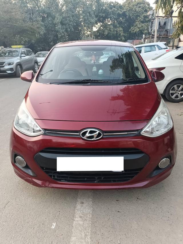 https://images10.gaadi.com/usedcar_image/4333147/original/processed_1c301ef72b78aff0c56d5ef3de217765.jpg?imwidth=6402