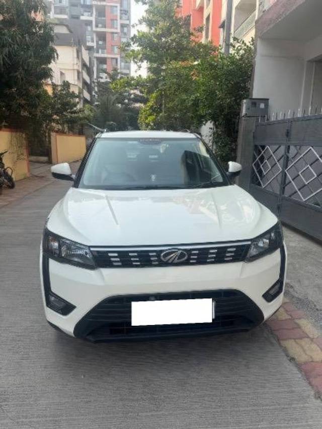 https://images10.gaadi.com/usedcar_image/4333151/original/processed_4de8671f-4fee-435f-b136-4e9cbc083cab.jpeg?imwidth=6400