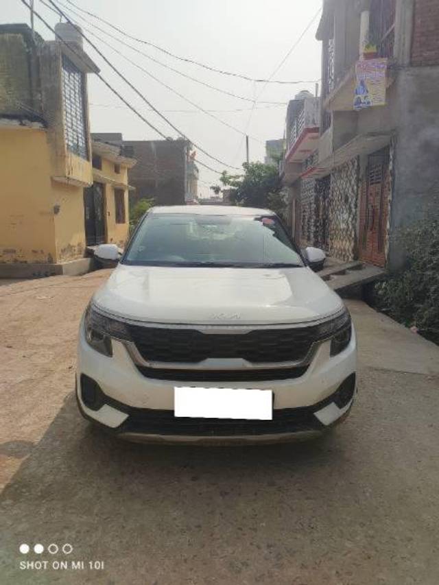 https://images10.gaadi.com/usedcar_image/4333170/original/processed_ebf77cf3-66b8-4b59-873b-af9aff88013b.jpg?imwidth=6400