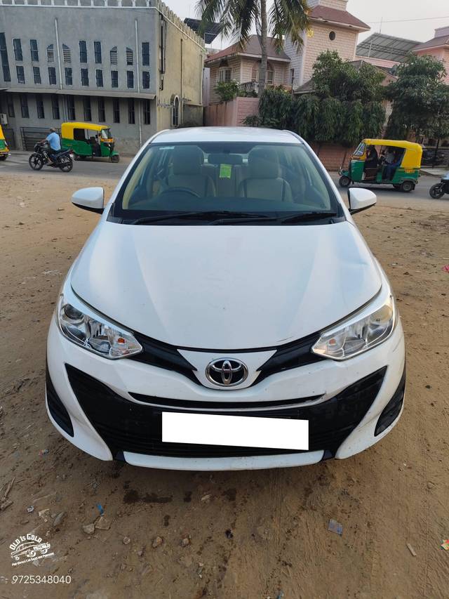 https://images10.gaadi.com/usedcar_image/4333312/original/processed_6de8df7a87881d9884230330ad467ffe.jpg?imwidth=6400