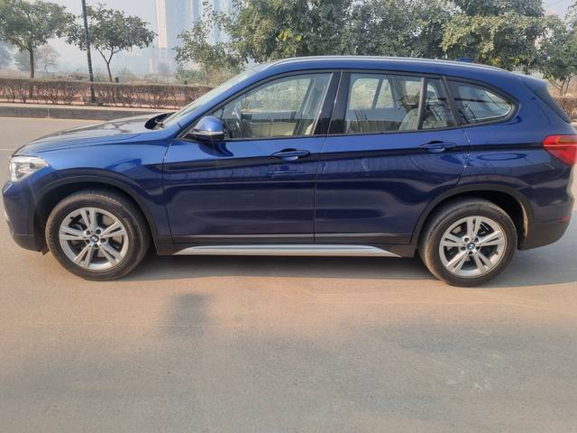 https://images10.gaadi.com/usedcar_image/4333340/original/9efeb7c730e84cd32623218687b50d10.jpg?imwidth=6401