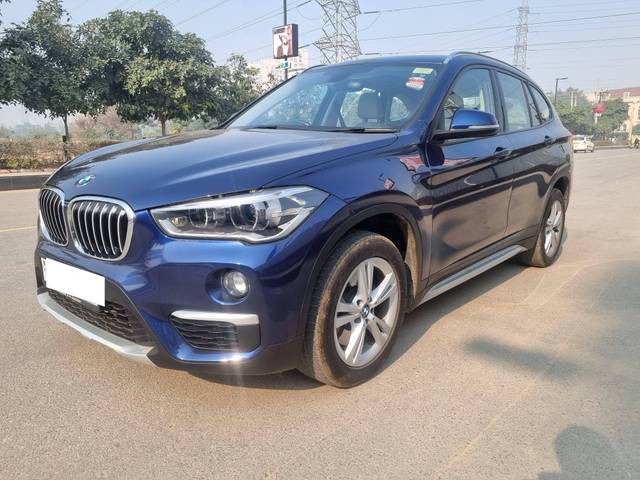 https://images10.gaadi.com/usedcar_image/4333340/original/processed_0d1a2f93e76bc4b672aeabd5a256d2ae.jpg?imwidth=6402