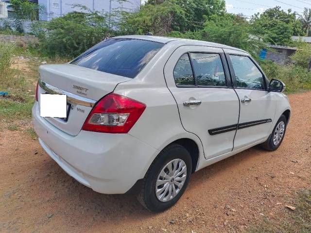 https://images10.gaadi.com/usedcar_image/4333366/original/processed_9a0654b7-cb73-457c-955a-f8f9882ad99d.jpg?imwidth=6402