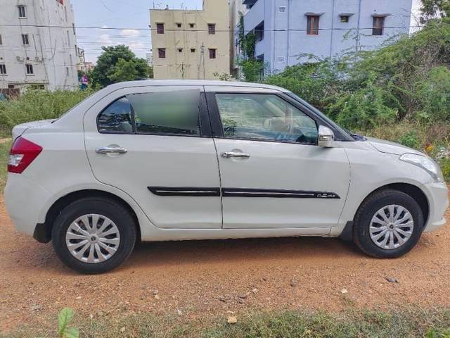 https://images10.gaadi.com/usedcar_image/4333366/original/processed_c1a8264d-6c7d-439e-8cc2-b1482e7e1075.jpg?imwidth=6401