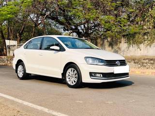 Volkswagen Vento 2015-2019 Volkswagen Vento 1.2 TSI Comfortline AT