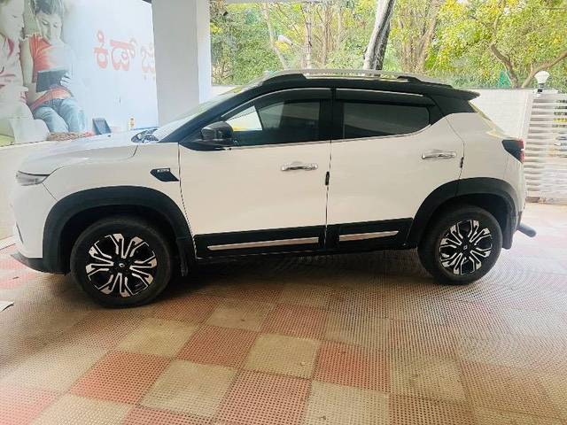 https://images10.gaadi.com/usedcar_image/4333443/original/e885bbe90500ba7a6a0dd8d4d4a566a1.jpeg?imwidth=6401