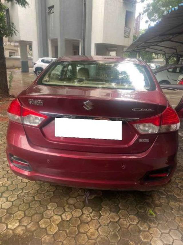 https://images10.gaadi.com/usedcar_image/4333529/original/processed_47127180-b3cd-49d3-b6ad-a77f7de64bab.jpg?imwidth=6401