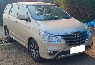 Toyota Innova Toyota Innova 2.5 EV (Diesel) PS 7 Seater BS IV