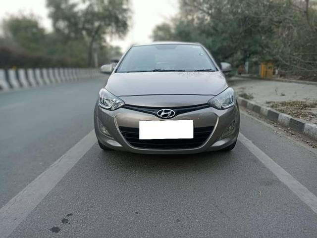 https://images10.gaadi.com/usedcar_image/4333624/original/processed_fa32b449f8435ade357c83433944916c.jpg?imwidth=6400