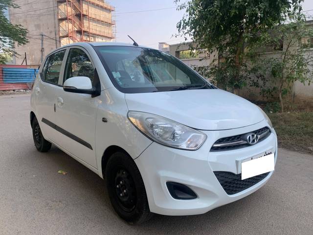 https://images10.gaadi.com/usedcar_image/4333656/original/processed_c6896add49c8577b70e735394d24595c.jpg?imwidth=6400