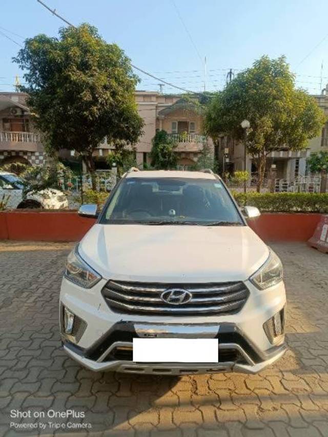 https://images10.gaadi.com/usedcar_image/4333658/original/processed_af49fdd5-8b9a-4b33-8860-566bea30312e.jpg?imwidth=6400