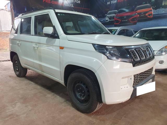 https://images10.gaadi.com/usedcar_image/4333671/original/processed_5b8fd877cf244bd324c963f330812685.jpg?imwidth=6400