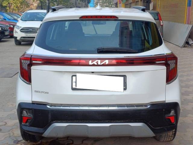 https://images10.gaadi.com/usedcar_image/4333707/original/processed_734ff5786a27c48bddd142504d82d9b3.jpg?imwidth=6402