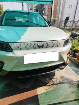 Mahindra XUV400 EV Mahindra XUV400 EV EL Fast Charger