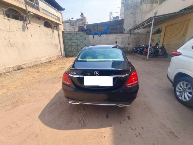 https://images10.gaadi.com/usedcar_image/4333756/original/58476bbb679d9a8fc2f4d87535da8126.jpeg?imwidth=6401