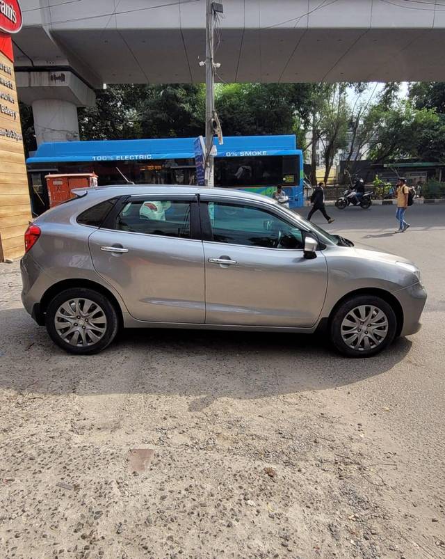 https://images10.gaadi.com/usedcar_image/4333817/original/processed_93619d336e0cd0b1f1e95545193d4db5.jpg?imwidth=6401