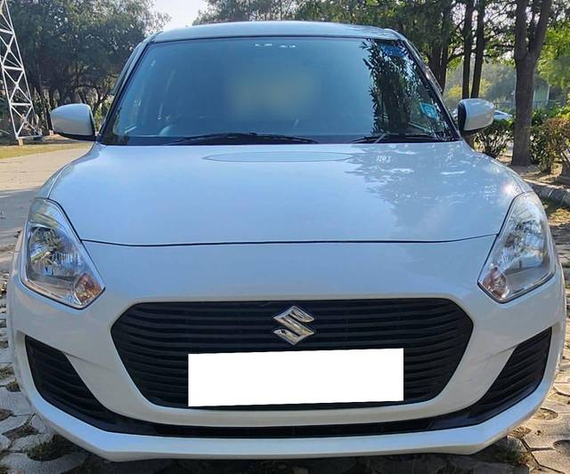 https://images10.gaadi.com/usedcar_image/4333822/original/processed_ad1a3354a4b42a4ae39cb2ac10eeaa93.jpg?imwidth=6402