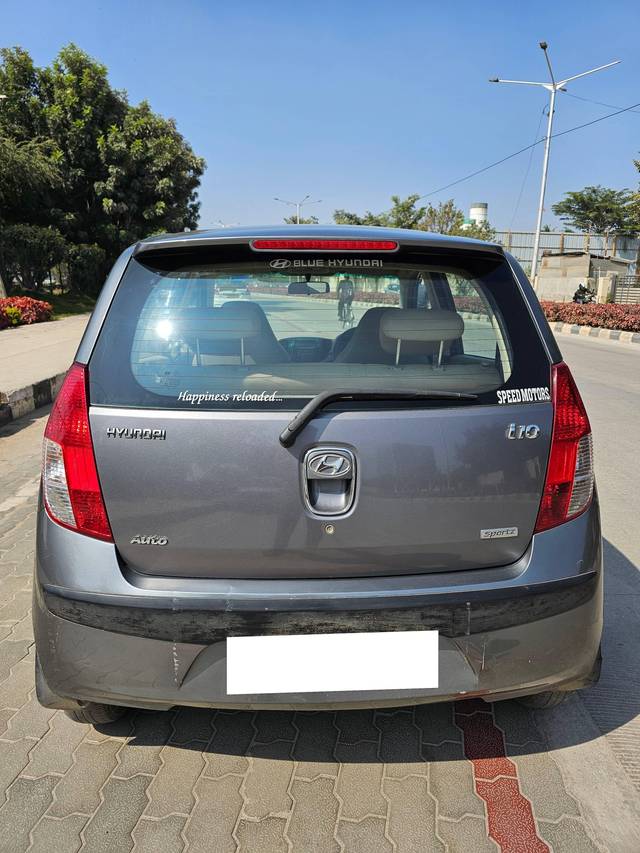 https://images10.gaadi.com/usedcar_image/4333866/original/processed_6eefea3df3452a705314f0aec7ddad71.jpg?imwidth=6401