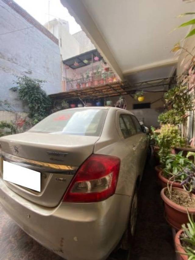 https://images10.gaadi.com/usedcar_image/4333886/original/processed_b4036b7d-14eb-4308-9d6e-1cd1b3dbb027.jpg?imwidth=6402