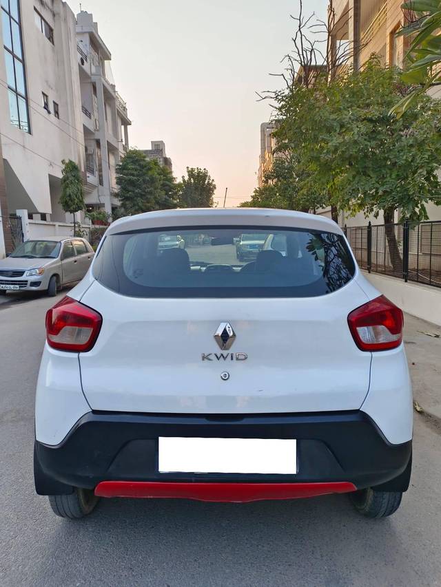 https://images10.gaadi.com/usedcar_image/4333907/original/processed_20470c1e87260f22c37781931893f80d.jpg?imwidth=6401