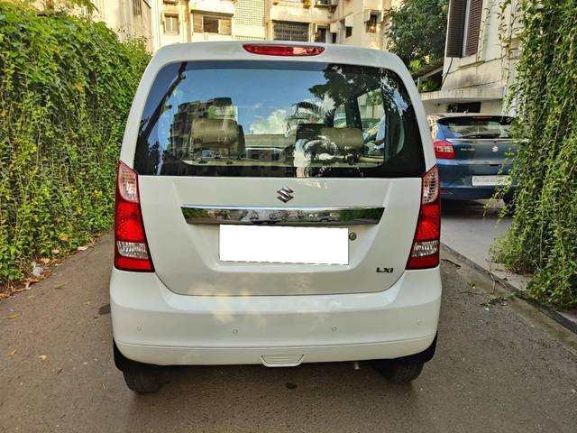 https://images10.gaadi.com/usedcar_image/4334025/original/processed_531ebad0801c5391a1e223449894beea.jpeg?imwidth=6401