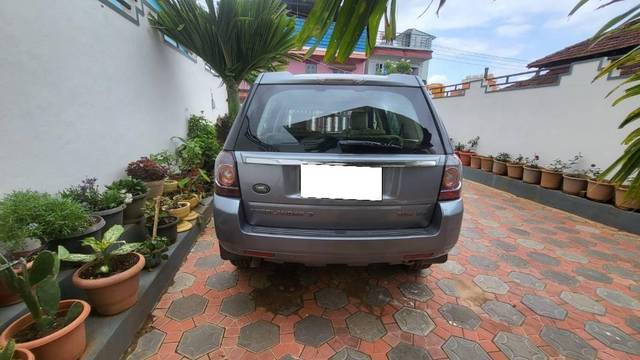 https://images10.gaadi.com/usedcar_image/4334063/original/434a8ca031d01cc0da7480cfedf0df3b.jpg?imwidth=6401