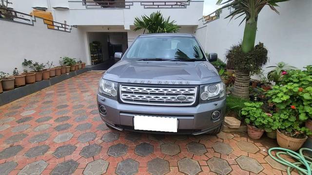 https://images10.gaadi.com/usedcar_image/4334063/original/8620274389fb0c1b10526546603822dd.jpg?imwidth=6400