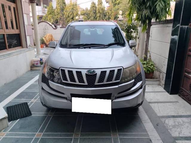 https://images10.gaadi.com/usedcar_image/4334339/original/processed_c7b5556a-21c3-429f-bffa-d6acdf4e05fb.jpeg?imwidth=6402