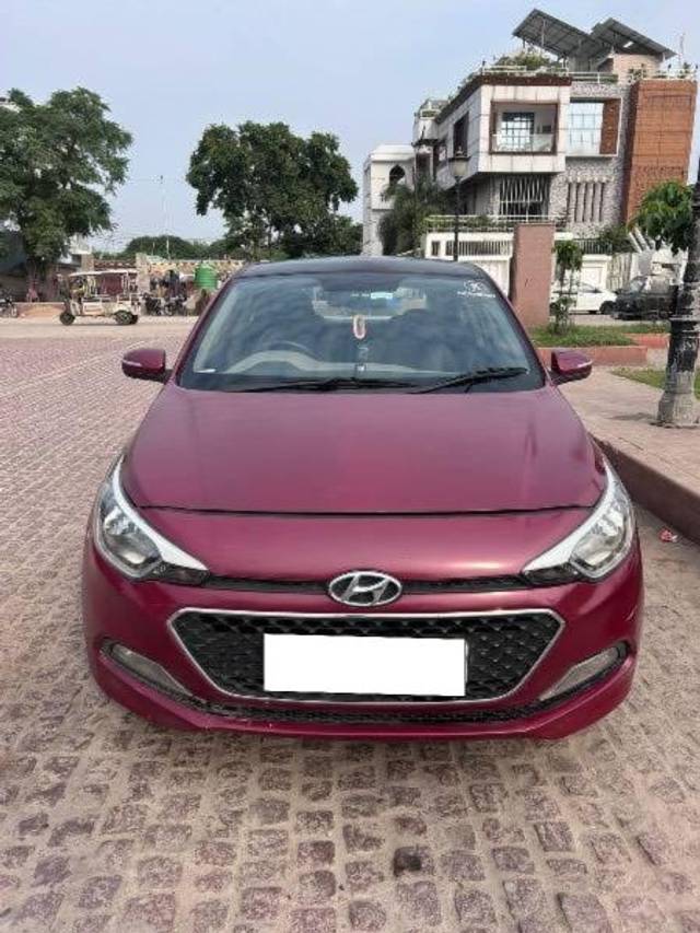 https://images10.gaadi.com/usedcar_image/4334364/original/processed_2394900f-1fd9-4495-89fd-3f101e3b3e41.jpeg?imwidth=6402