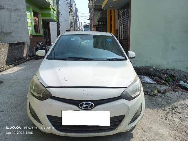 https://images10.gaadi.com/usedcar_image/4334399/original/processed_6e379934-cb13-4bc9-b90f-746c65977602.jpg?imwidth=6400