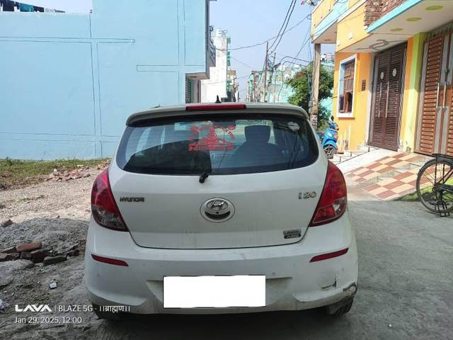 https://images10.gaadi.com/usedcar_image/4334399/original/processed_7fa877fb-9e33-46c2-86b1-78031b5e83e4.jpg?imwidth=6401