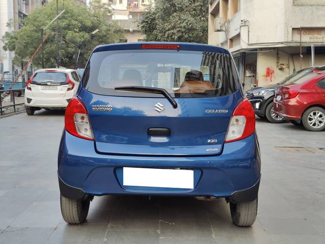 https://images10.gaadi.com/usedcar_image/4334457/original/processed_0b977245bde744b3bb7178d2cb32413a.jpg?imwidth=6402