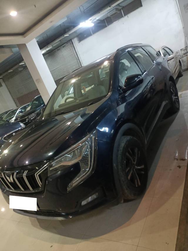 https://images10.gaadi.com/usedcar_image/4334524/original/processed_5622b06e5831cfbc28e1918a4098e51d.jpg?imwidth=6402