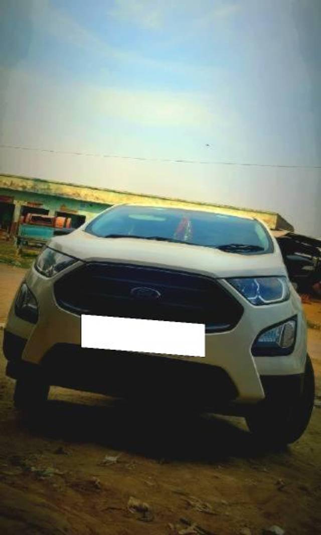 https://images10.gaadi.com/usedcar_image/4334850/original/processed_127a5044-057b-43d8-aaff-f8475cd224df.jpg?imwidth=6400